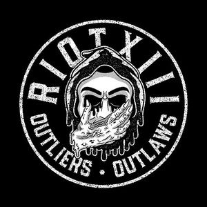 Meet your Posher, Enrique